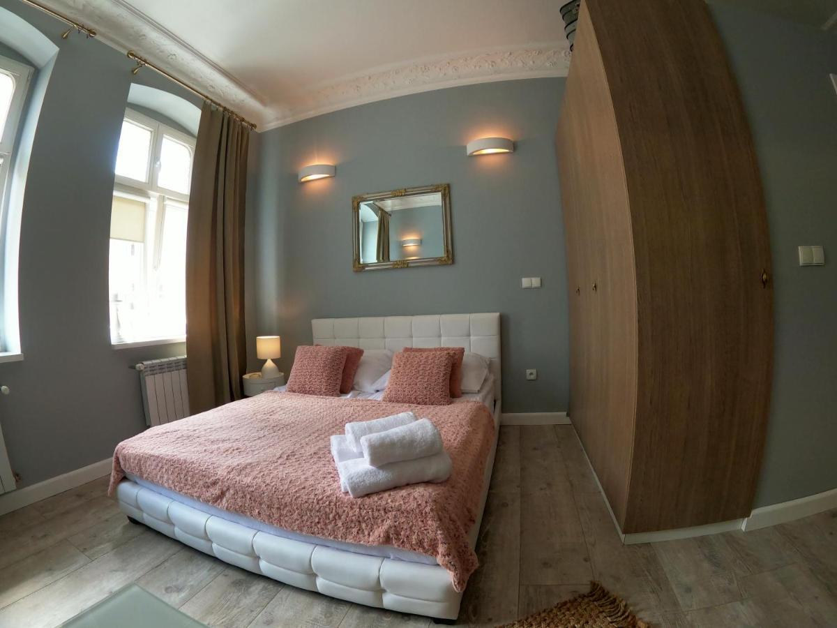 Apartamenty Apartlux Poznań Extérieur photo